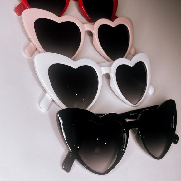 CUSTOM - Heart Sunglasses - Picture 5 of 6